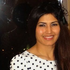 Meet your Posher, Fatima